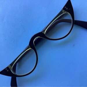 Vintage cat eyes reading glasses